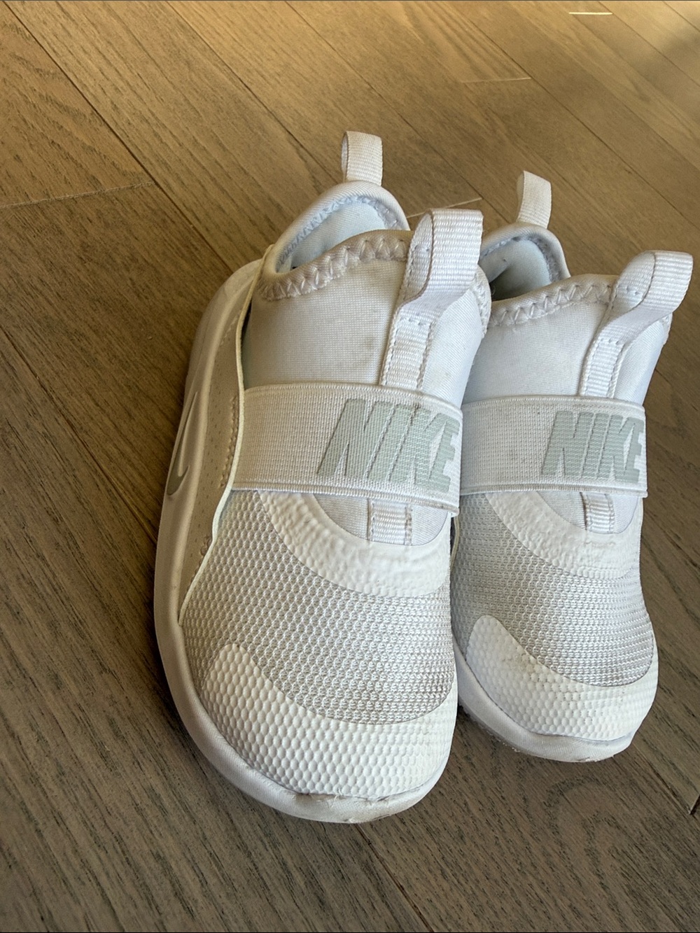 Nike Kids White Slip-On Mesh Sneakers with Elastic Strap
